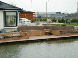 hardhouten-vlonder-met-trap