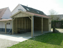 carport-en-schuurtje-van-geimpregneerd-rabat-i
