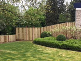 schutting-geimpregneerd-schuin-op-maat-gemaakt-2