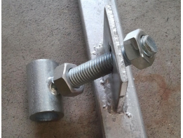 Oogmoer tbv stalen poortframe