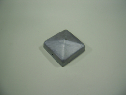 Ornament piramide 9 x 9 cm verzinkt